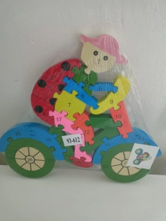 Dřevěné puzzle cyklista